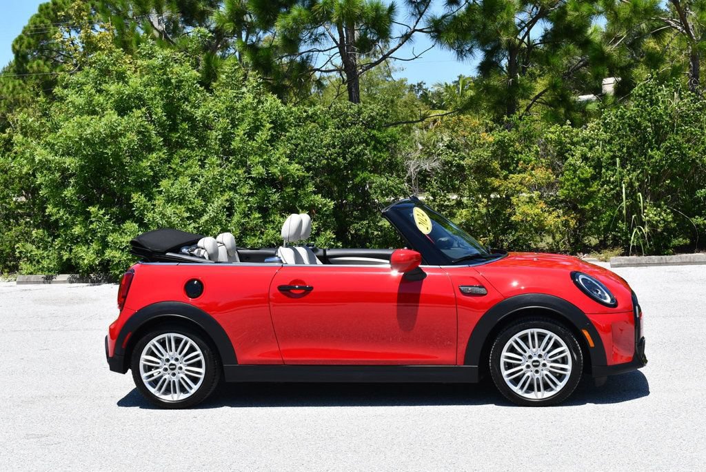 Used 2024 MINI Cooper S FWD image 43