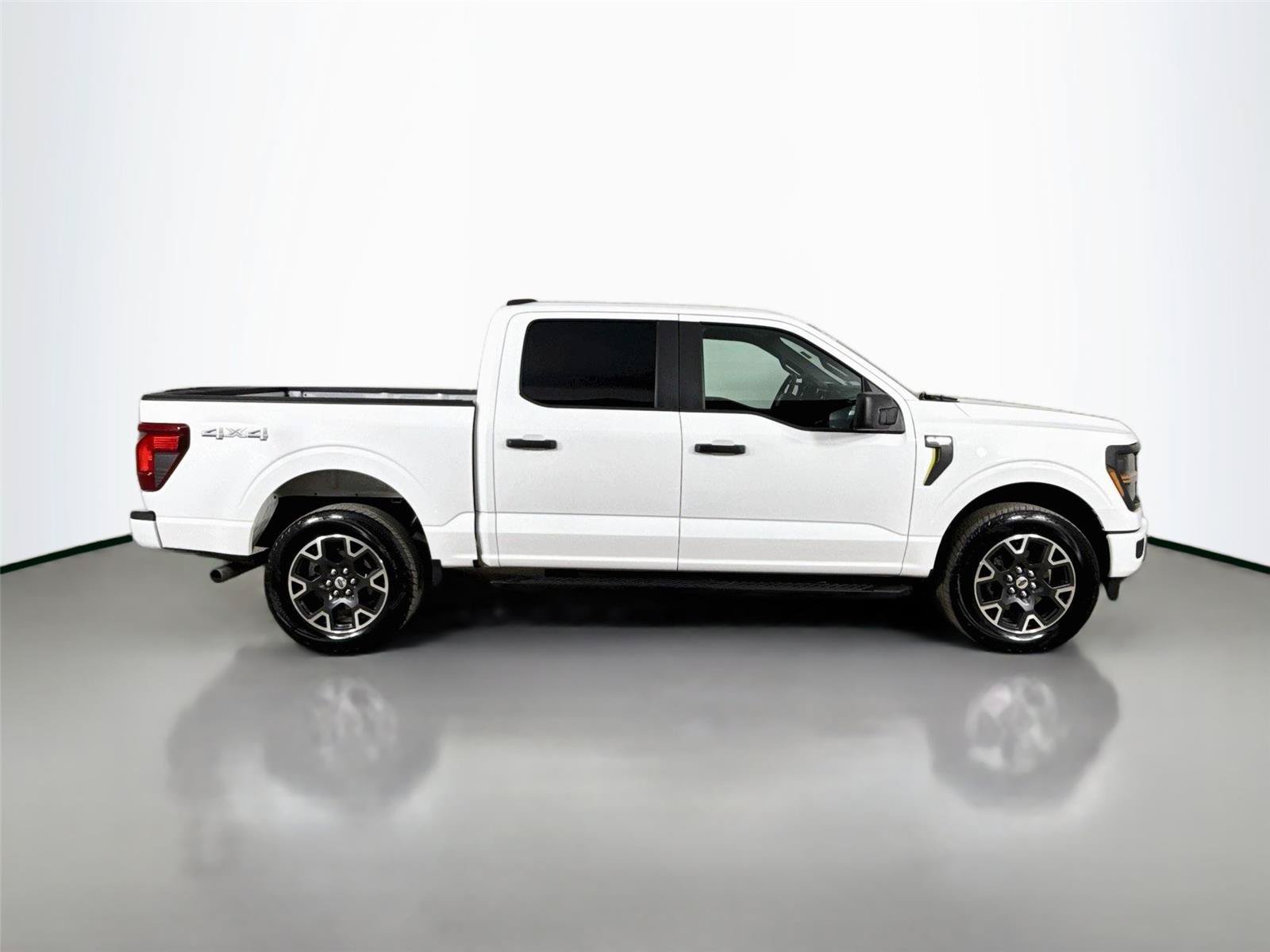 Used 2024 Ford F150 STX AWD/4WD image 10