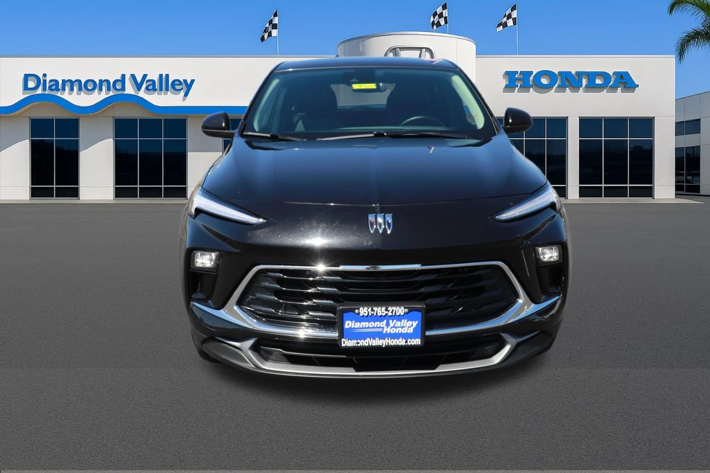 Used 2025 Buick Encore GX Preferred FWD image 2