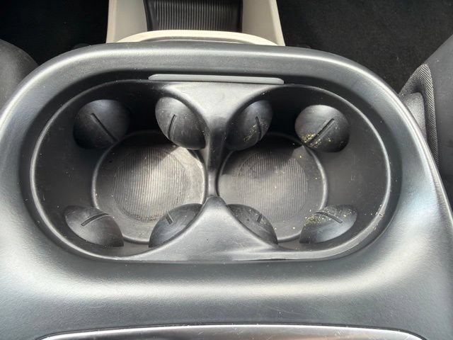 Used 2023 Chrysler Pacifica Touring-L FWD image 44
