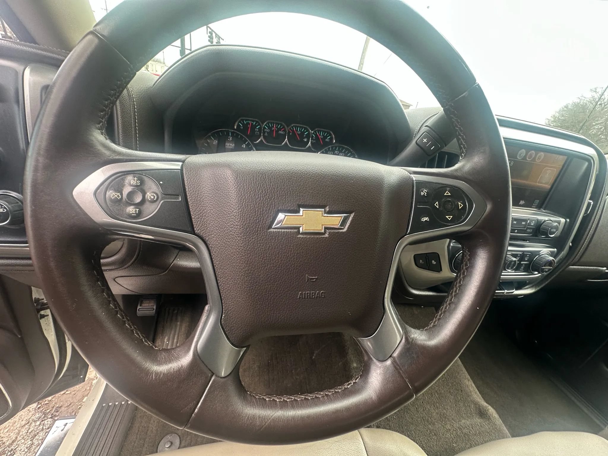 Used 2014 Chevrolet Silverado 1500 LTZ AWD/4WD image 18
