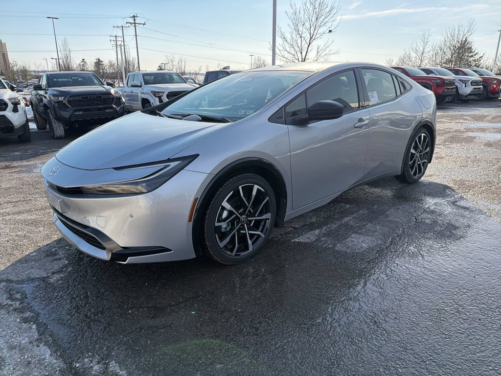 New 2026 Toyota Prius Plug-In Hybrid FWD image 4