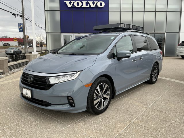 Used 2023 Honda Odyssey Touring image 1