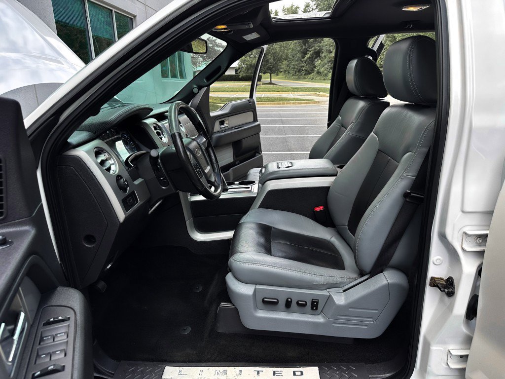 Used 2011 Ford F150 Lariat Limited AWD/4WD image 17