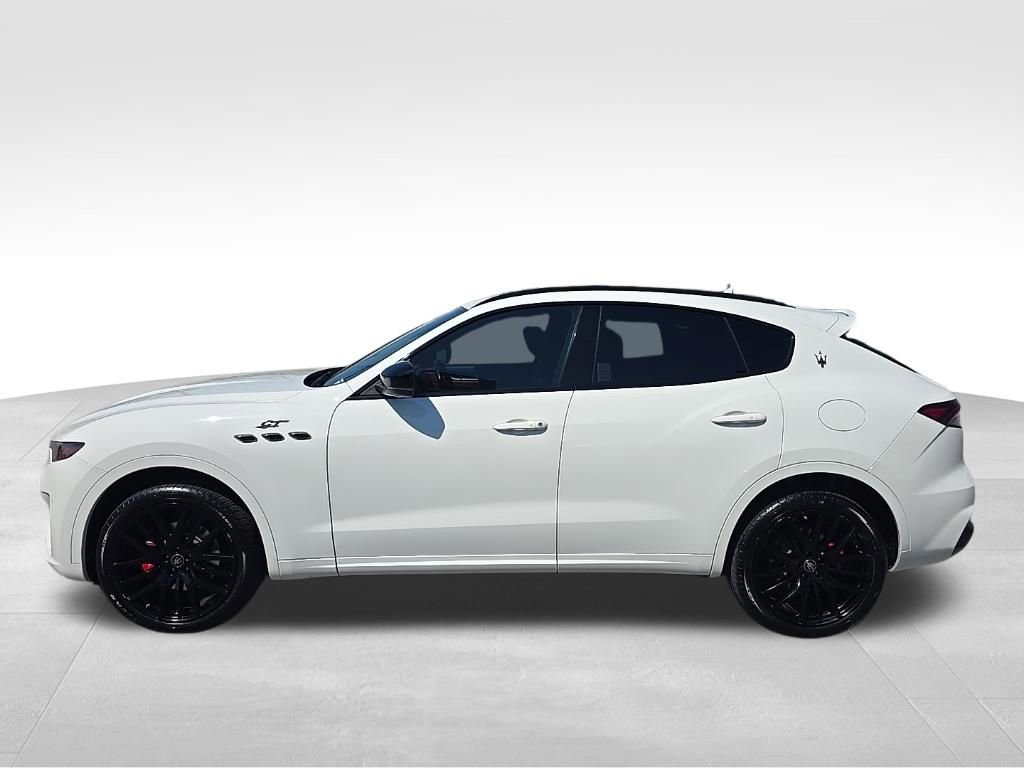 Used 2022 Maserati Levante GT image 6