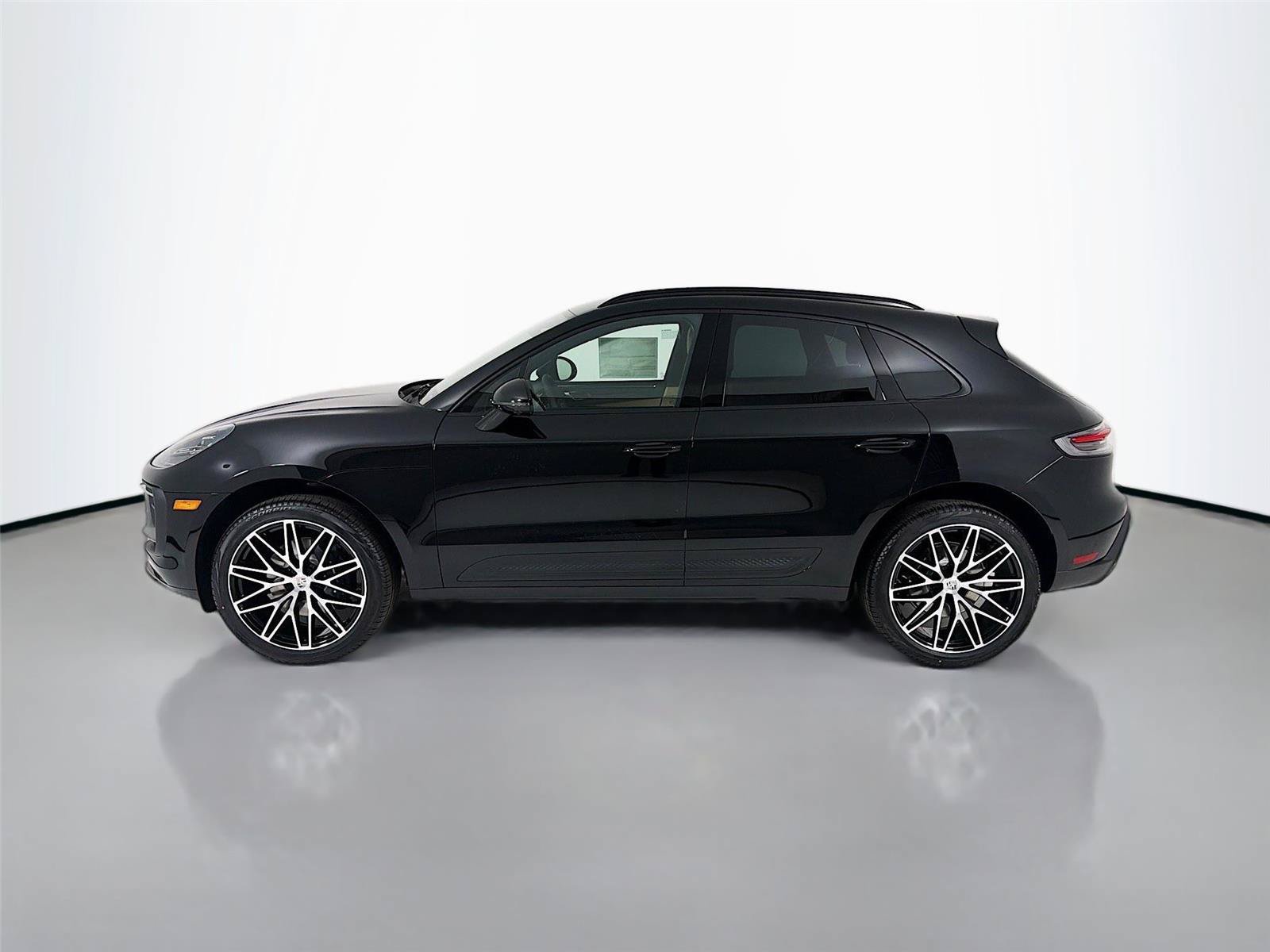 New 2026 Porsche Macan Turbo AWD/4WD image 2