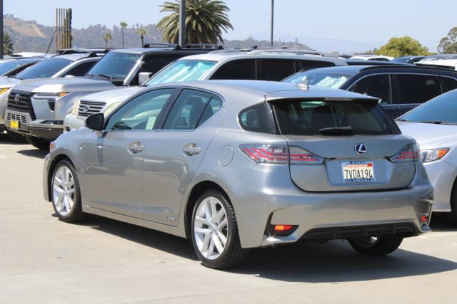 Used 2017 Lexus CT 200h FWD image 20