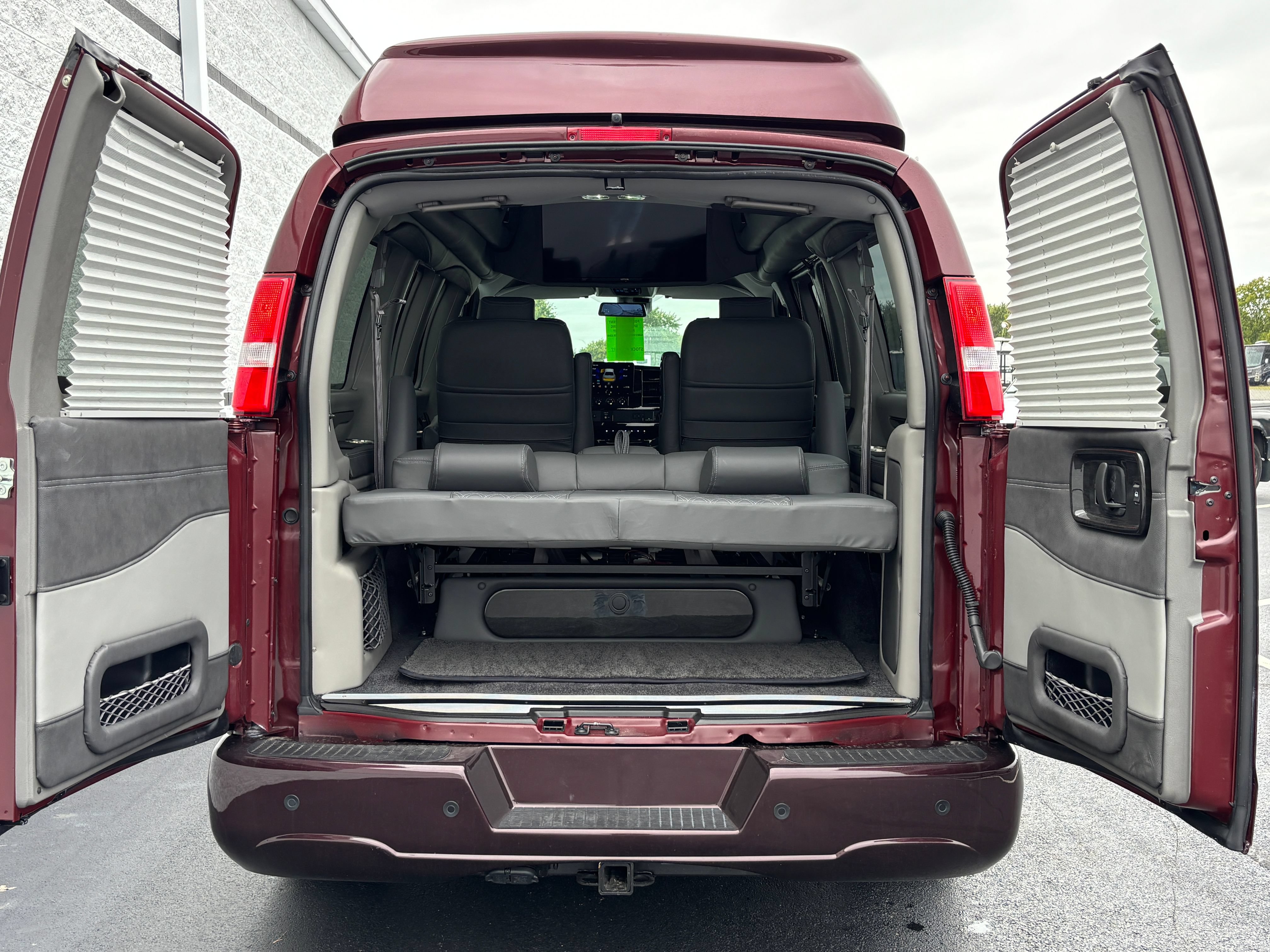 New 2026 GMC Savana 2500 w/ Driver Convenience Package RWD image 12