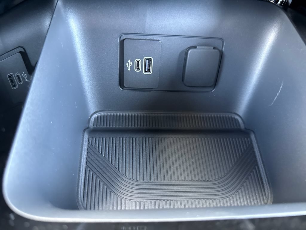 New 2026 Ford Explorer Platinum RWD image 33