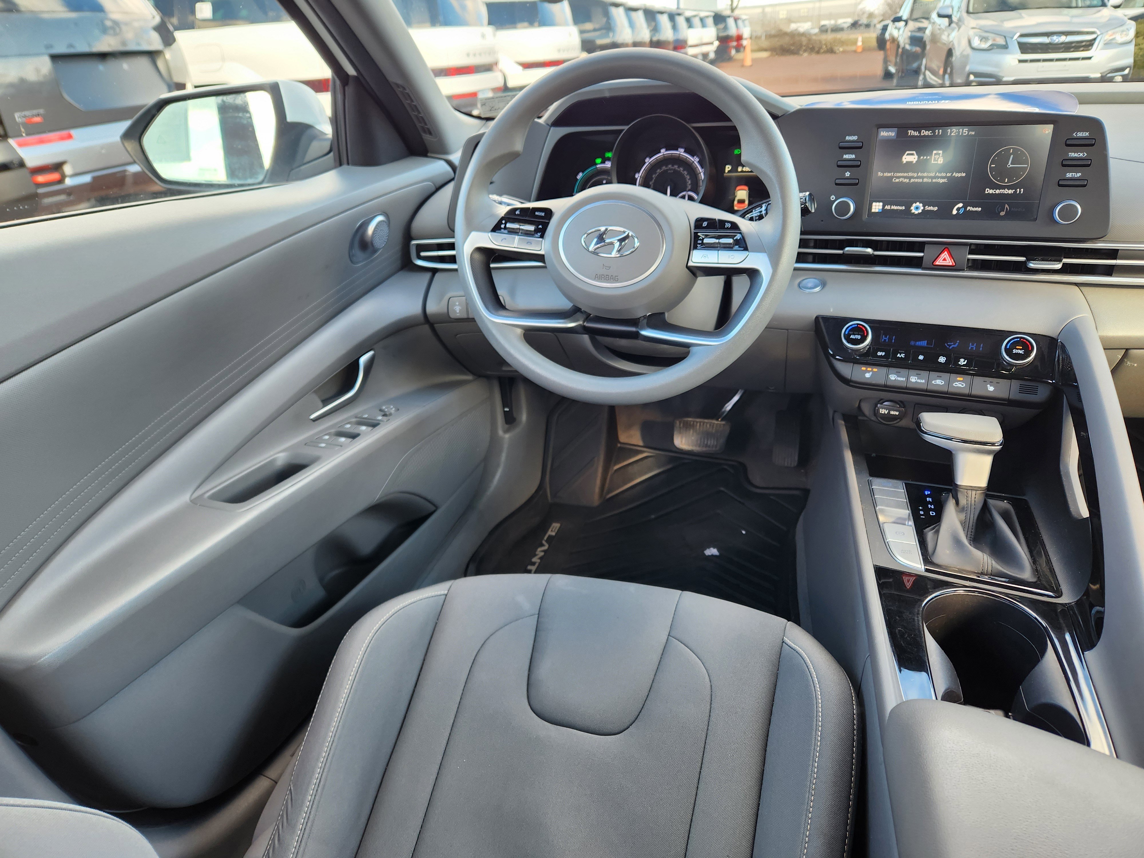 Certified 2023 Hyundai Elantra Blue image 14