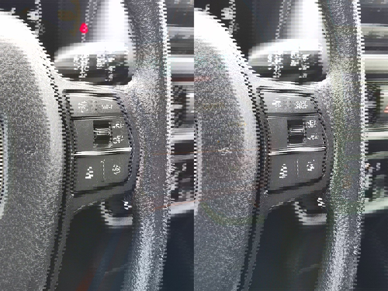 Used 2024 Honda HR-V LX image 34