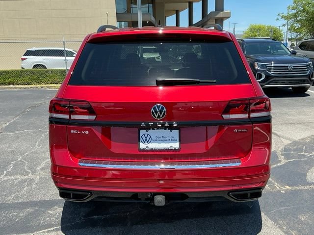 Certified 2023 Volkswagen Atlas SEL R-Line AWD/4WD image 4