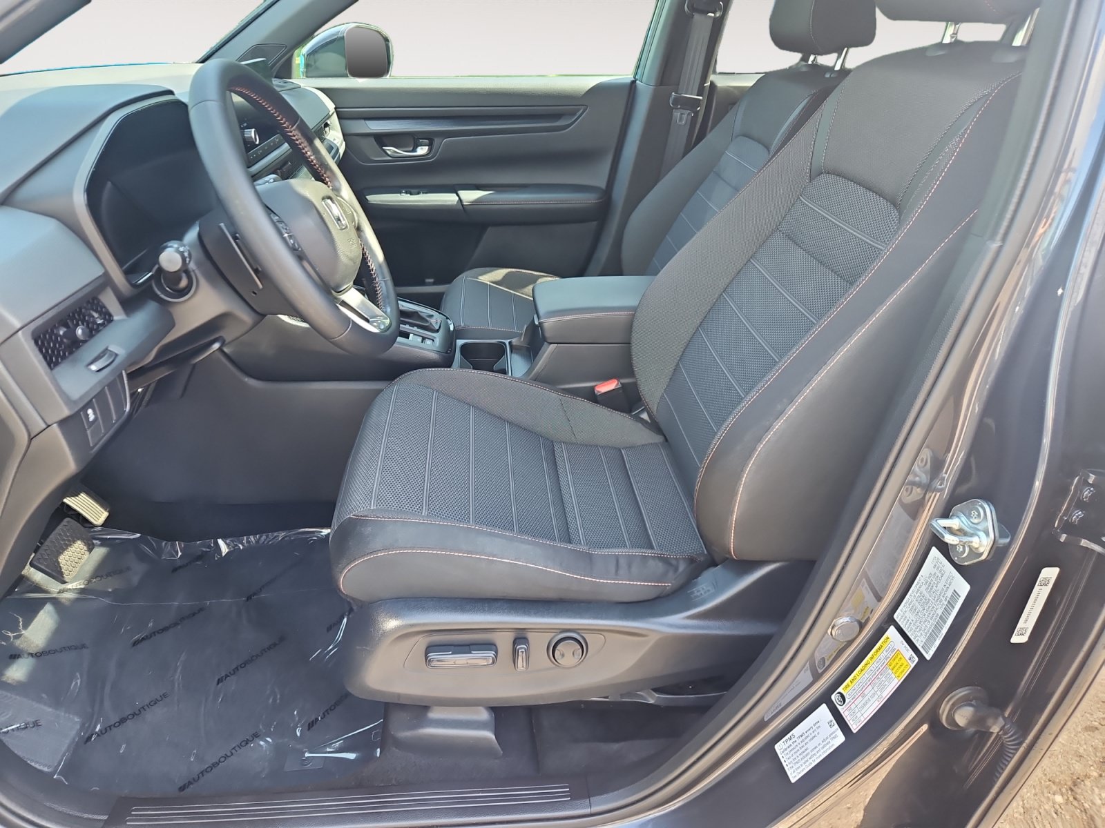 Used 2025 Honda CR-V Sport image 9