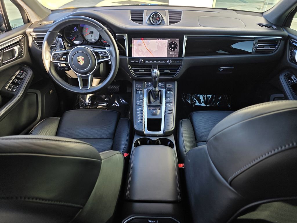 Used 2020 Porsche Macan S image 11
