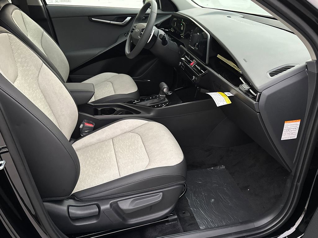 New 2026 Kia Niro SX image 13