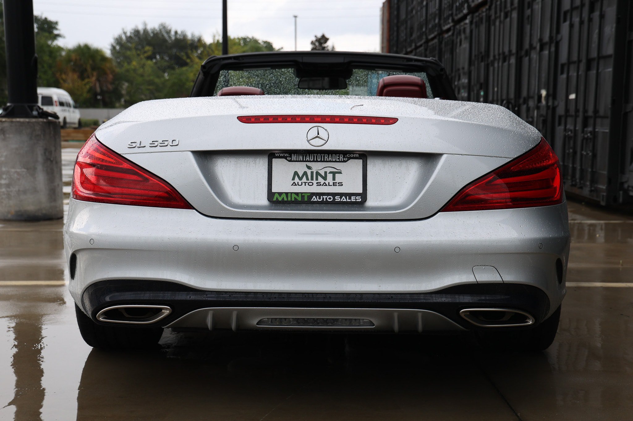 Used 2017 Mercedes-Benz SL 550 image 11