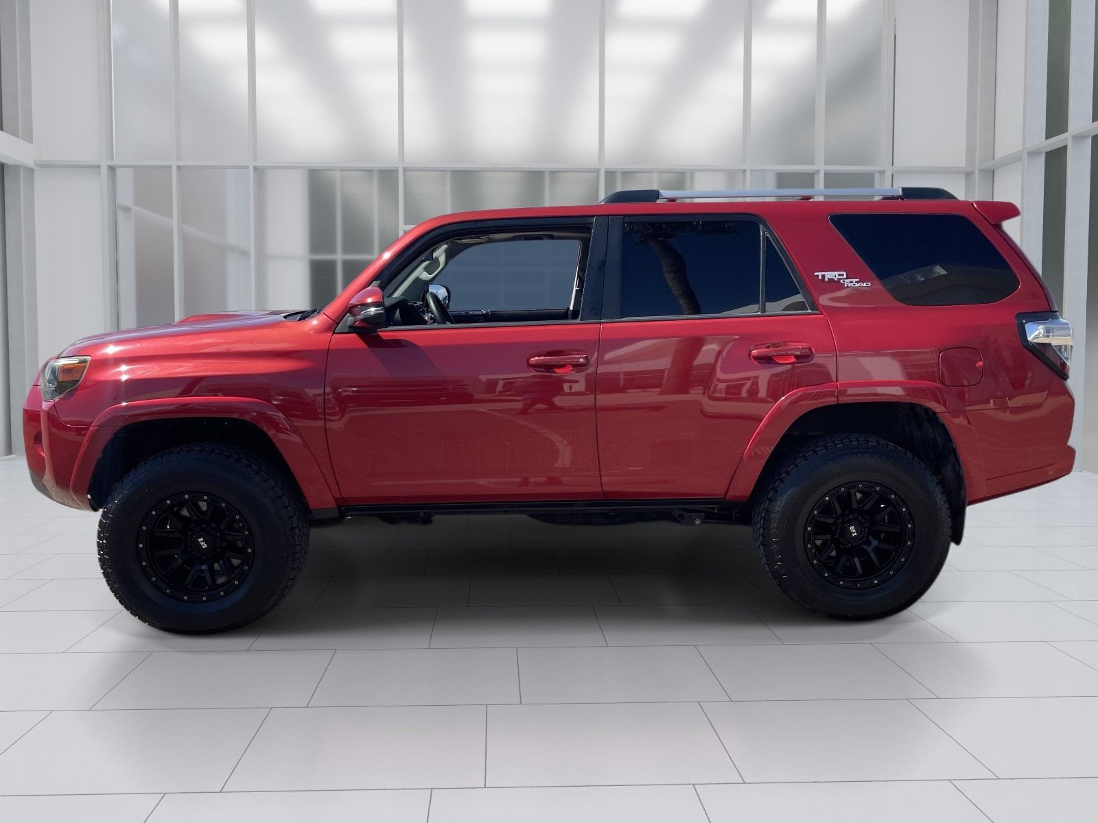 Used 2017 Toyota 4Runner TRD Off-Road Premium AWD/4WD image 3