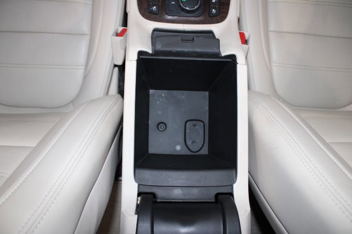 Used 2021 GMC Acadia Denali w/ Denali Technology Package AWD/4WD image 32