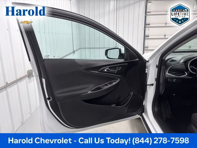 Used 2024 Chevrolet Malibu LT w/ Sport Edition FWD image 14