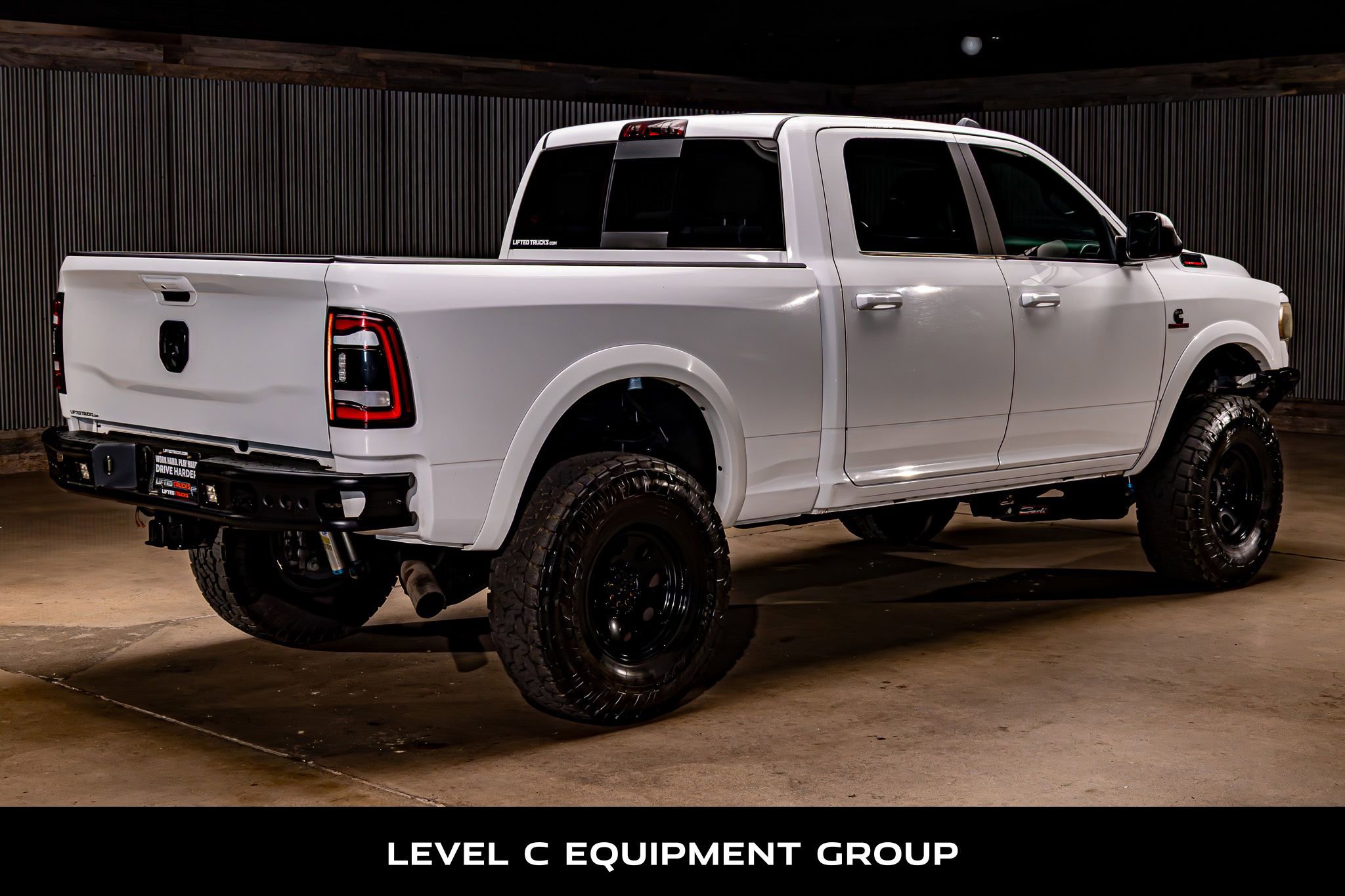 Used 2022 RAM 3500 Big Horn w/ Level C Equiment Group image 9