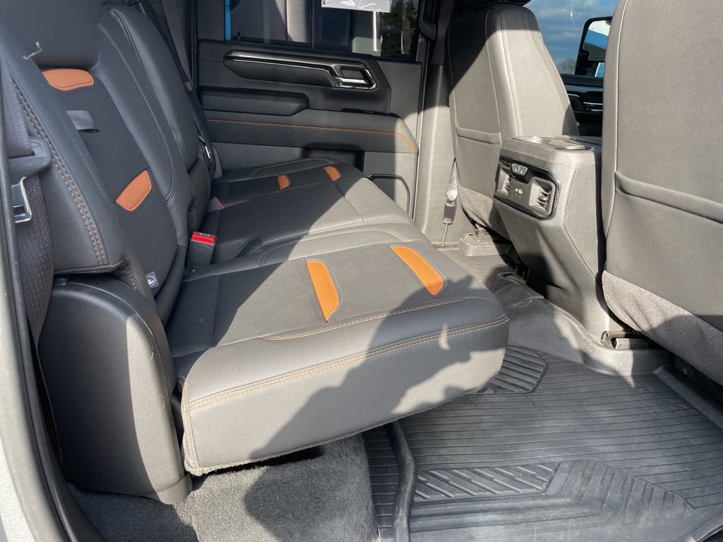 Used 2024 GMC Sierra 2500 AT4 w/ AT4 Premium Plus Package image 37