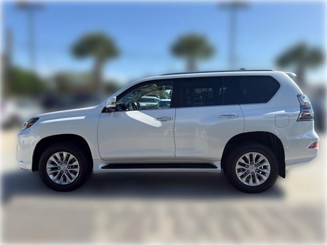 Used 2023 Lexus GX 460 Premium w/ Premium Package image 4