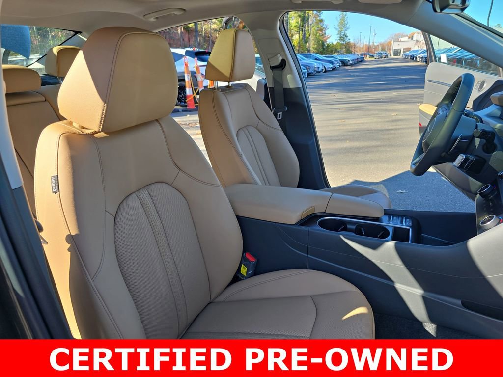 Used 2025 Hyundai Sonata Limited FWD image 10