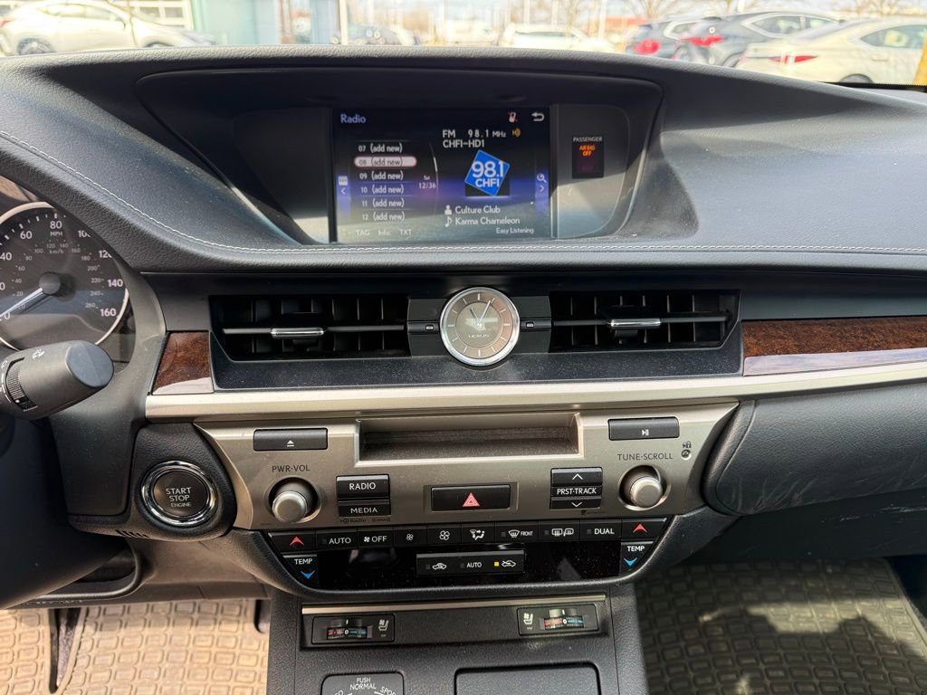 Used 2015 Lexus ES 350 w/ Premium Package image 12