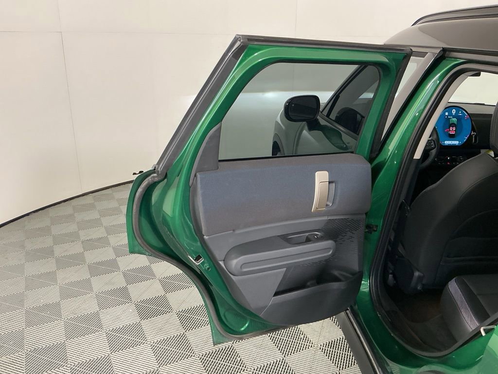 Certified 2025 MINI Cooper Countryman S image 23