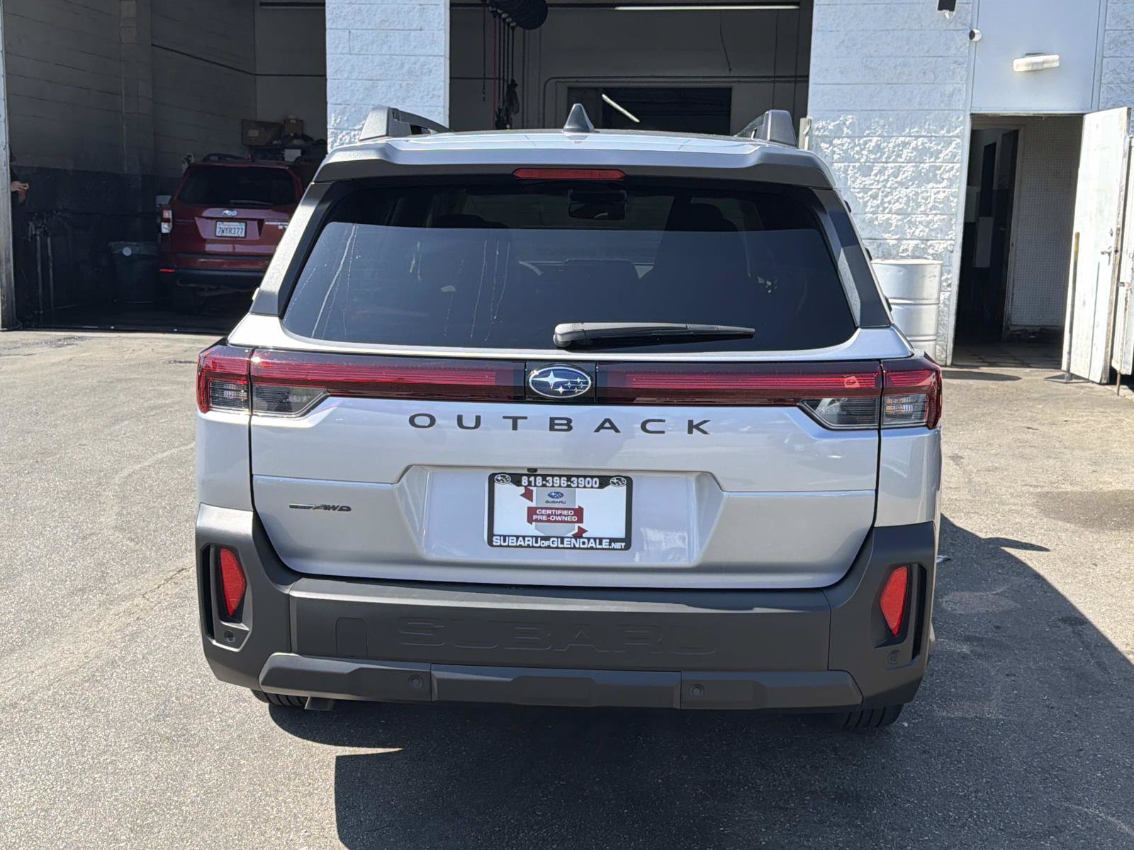 Certified 2026 Subaru Outback Limited AWD/4WD image 4