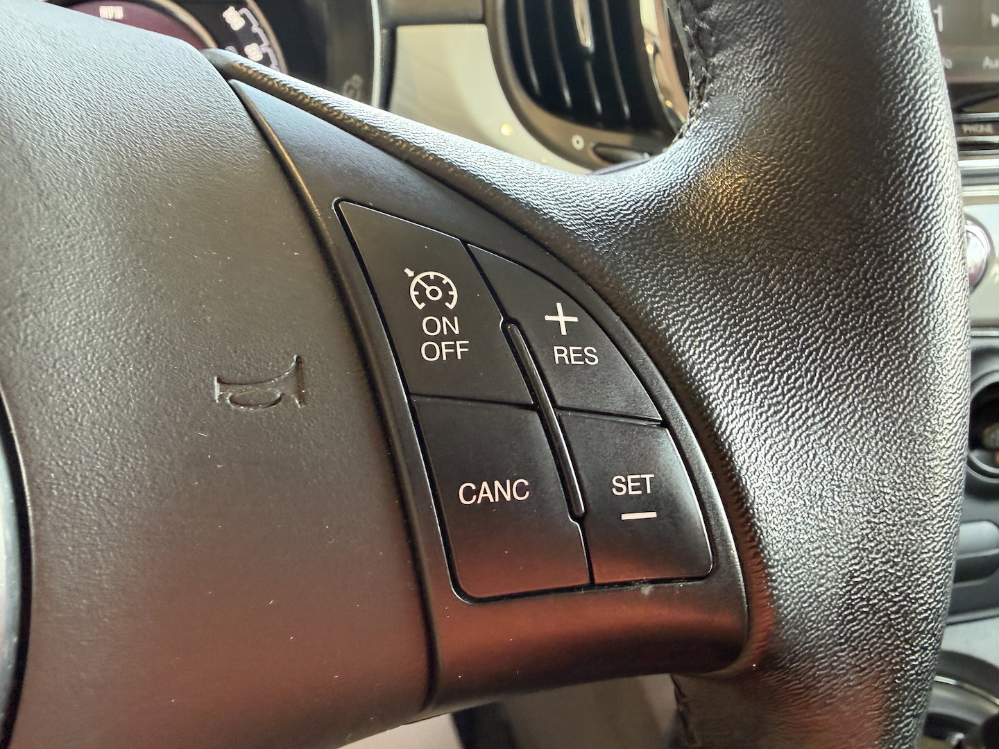 Used 2017 FIAT 500 Pop FWD image 15