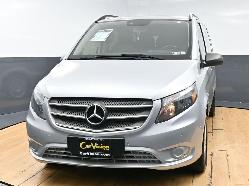 Used 2018 Mercedes-Benz Metris Passenger image 7