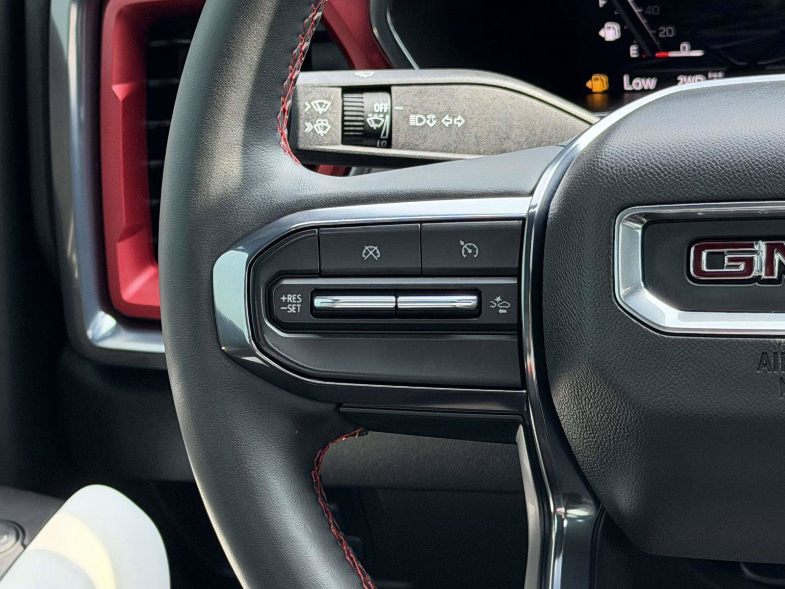 Used 2024 GMC Canyon AT4X w/ AT4X AEV Edition AWD/4WD image 18