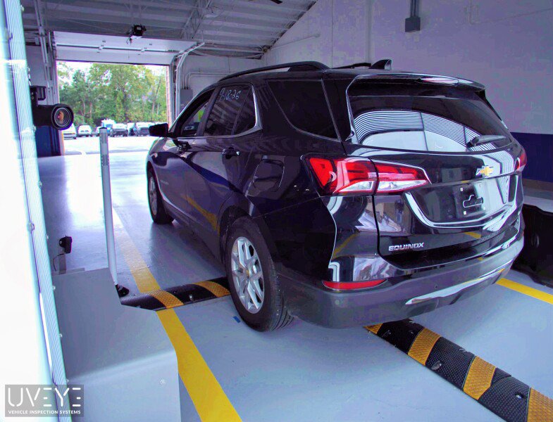 Used 2023 Chevrolet Equinox LT FWD image 4