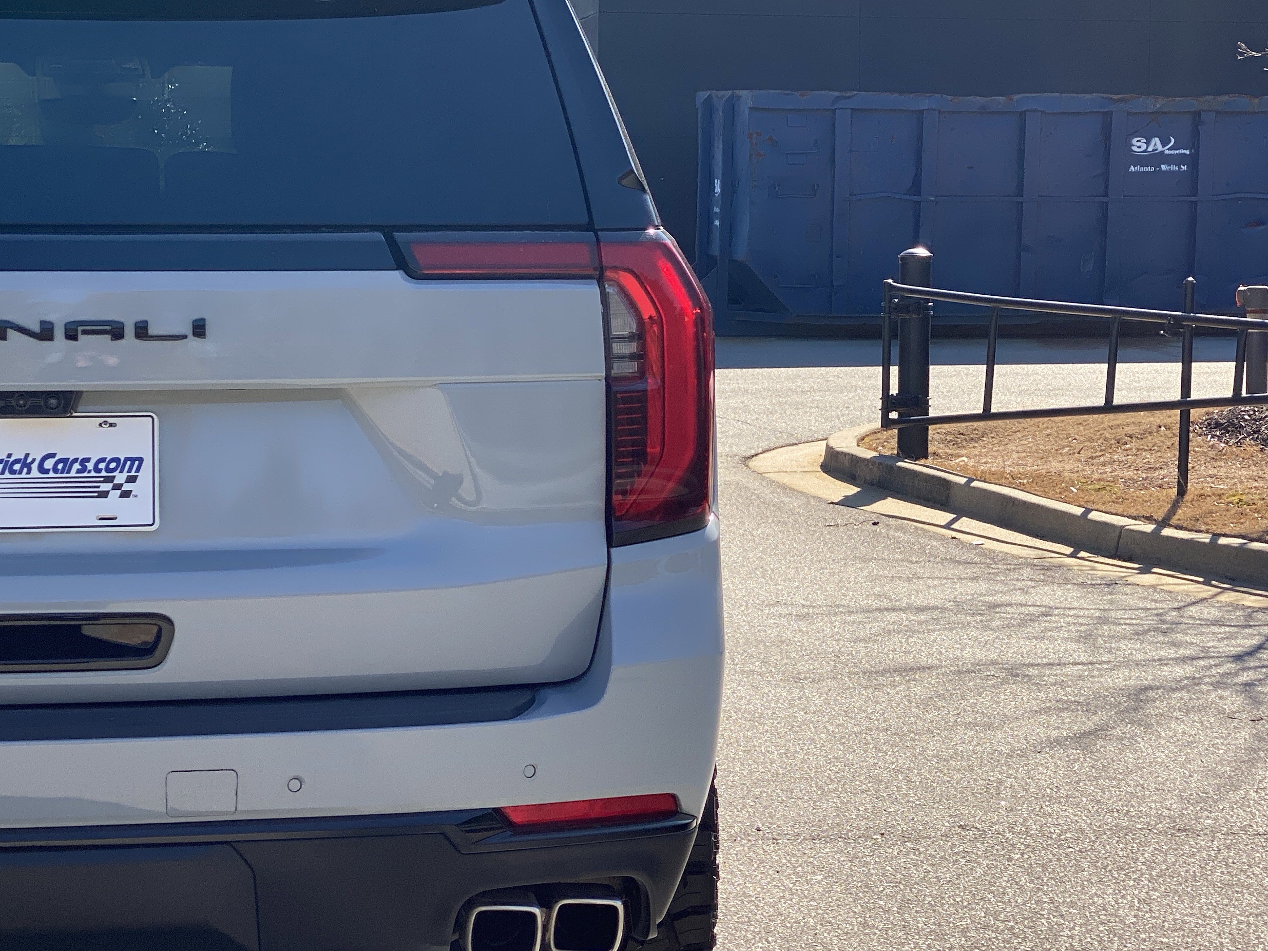 Used 2025 GMC Yukon Denali Ultimate image 24