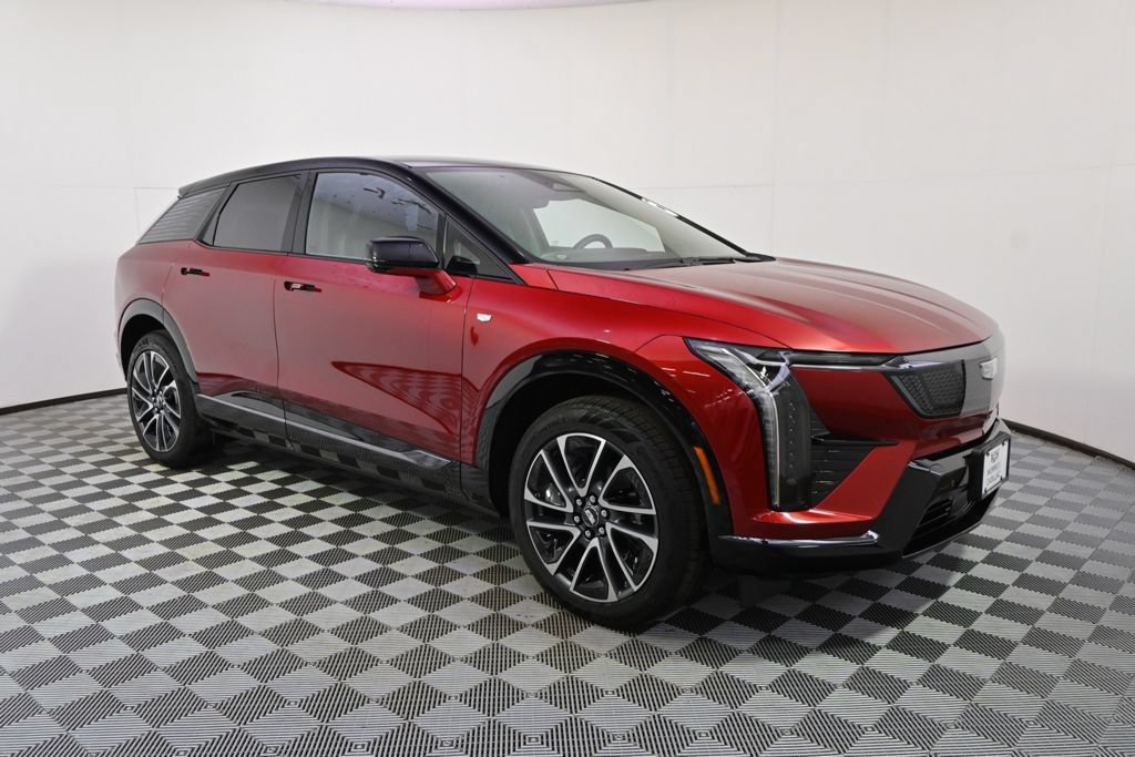New 2026 Cadillac Optiq Sport 1 w/ LPO, Floor Liner Package AWD/4WD image 8