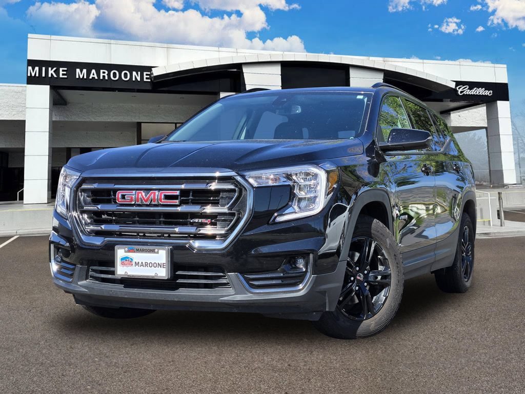 Used 2022 GMC Terrain AT4 AWD/4WD image 1