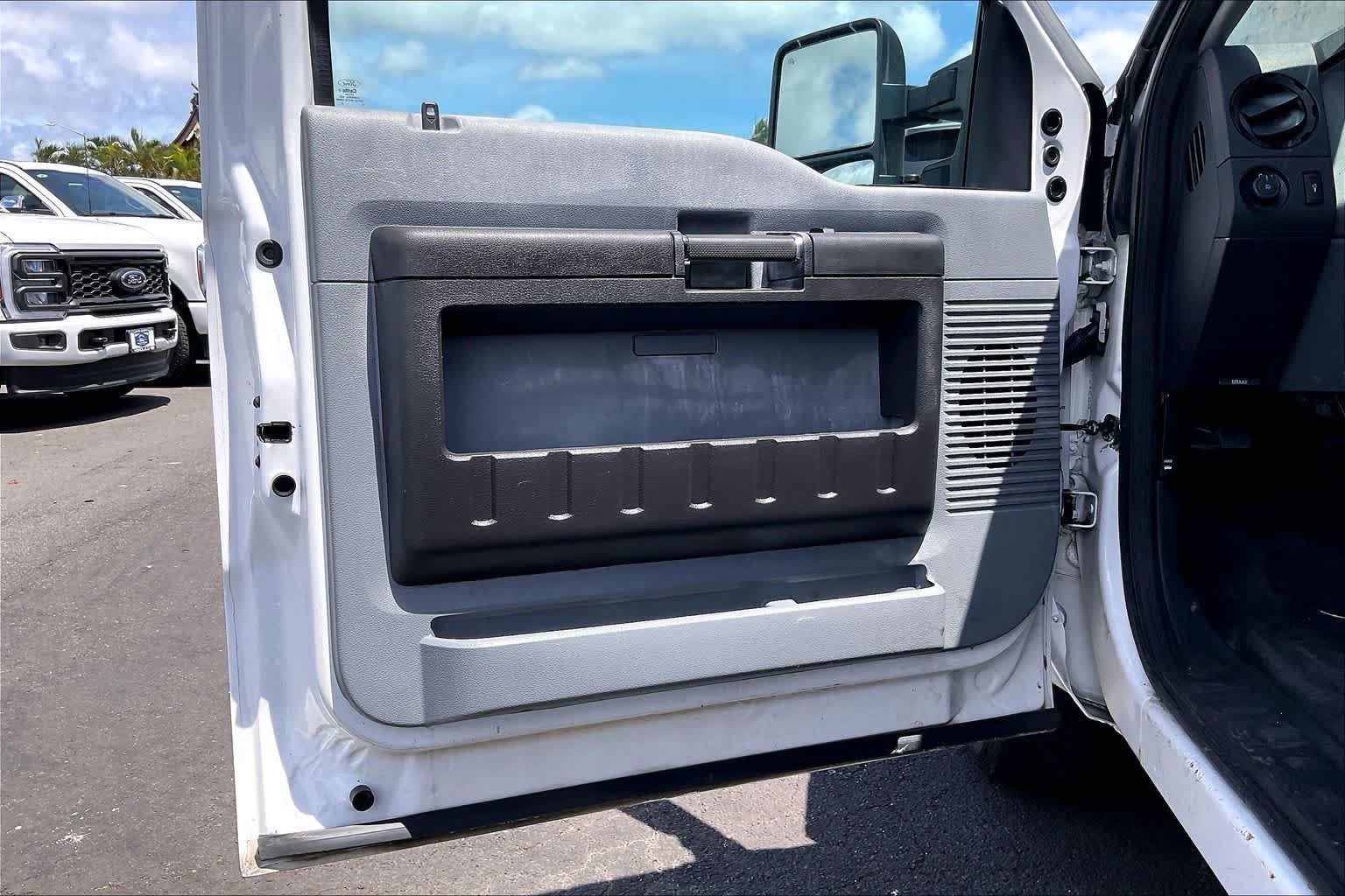 Used 2015 Ford F250 XL w/ Power Equipment Group RWD image 27