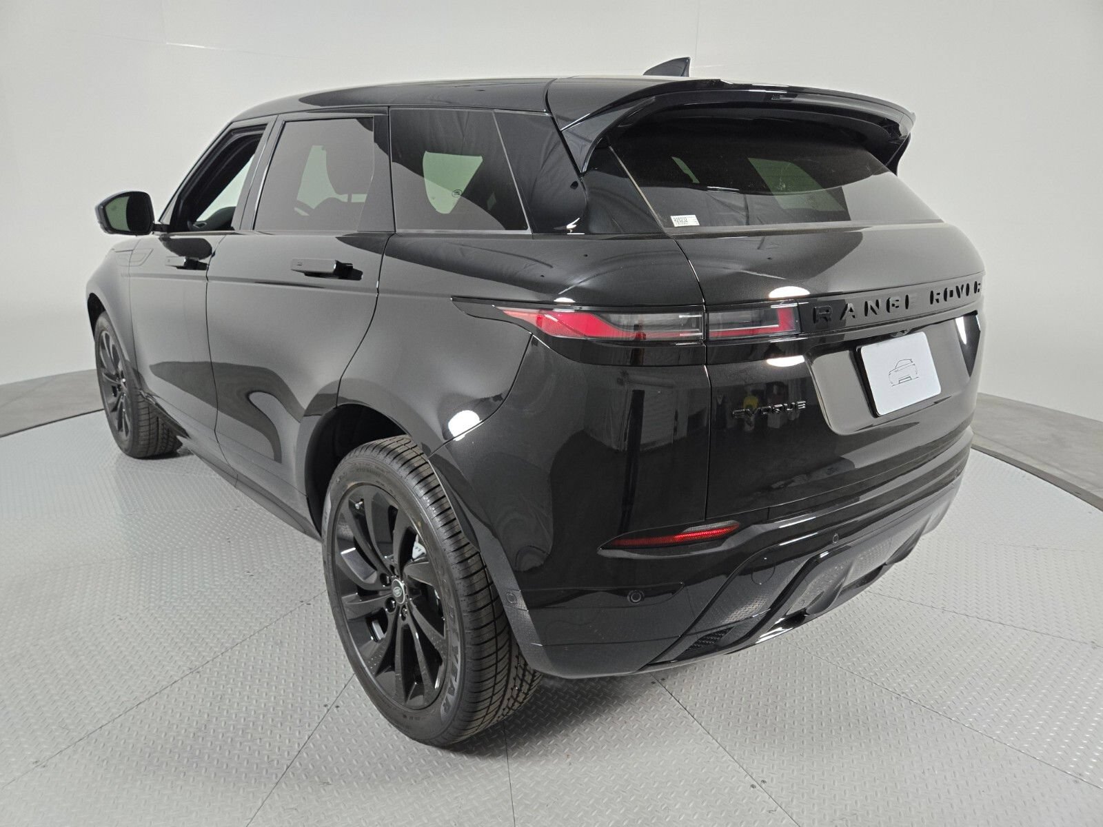 New 2026 Land Rover Range Rover Evoque Hoxton AWD/4WD image 17