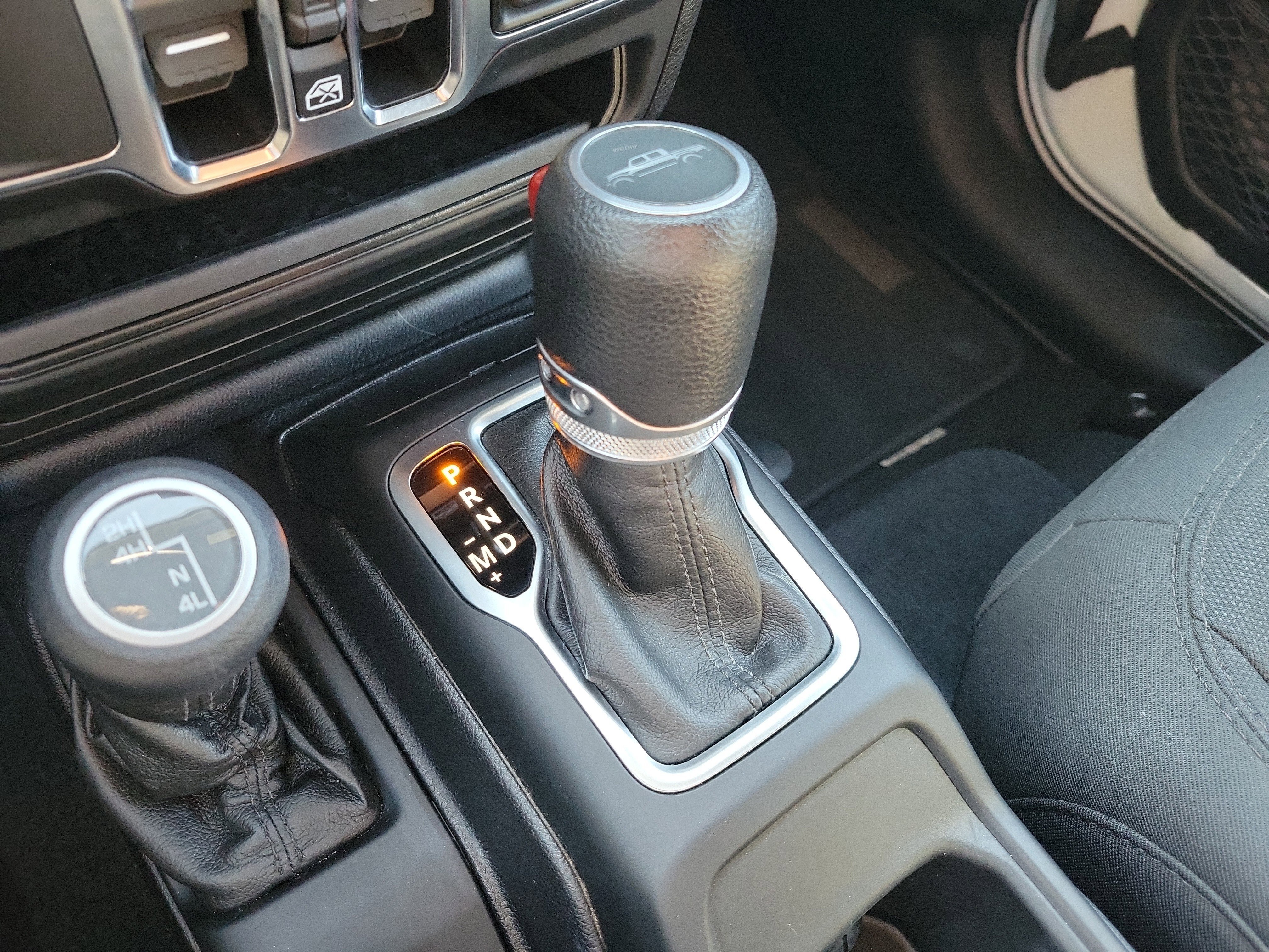 Used 2020 Jeep Gladiator Sport w/ Quick Order Package 24S AWD/4WD image 36