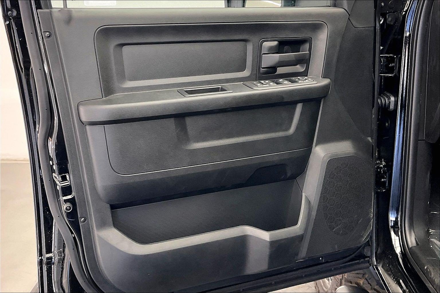 New 2026 RAM 2500 Warlock AWD/4WD image 11