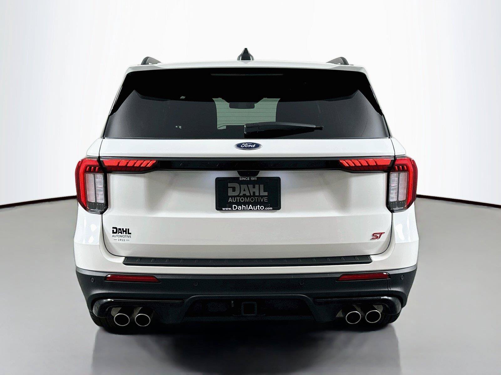 Used 2025 Ford Explorer ST AWD/4WD image 12