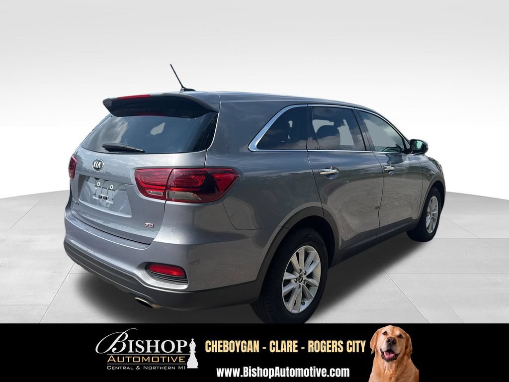 Used 2020 Kia Sorento LX FWD image 11