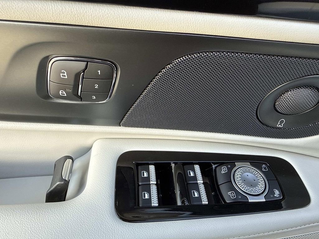 New 2026 Lincoln Nautilus Premier w/ Equipment Group 102A image 19