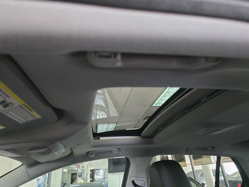 Used 2018 Chevrolet Trax LT w/ Sun & Sound Package FWD image 25