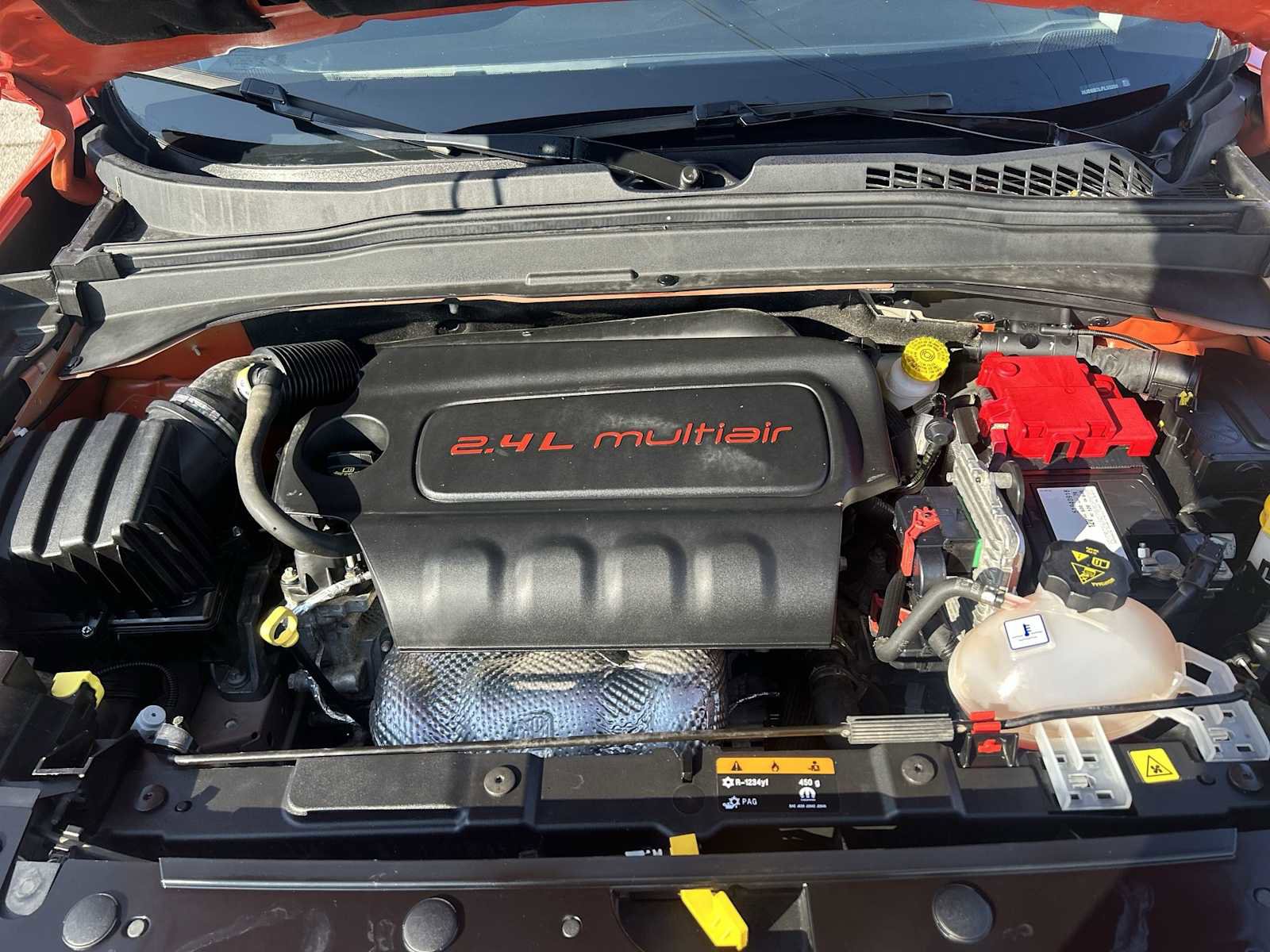 Used 2020 Jeep Renegade Latitude w/ Cold Weather Group image 28