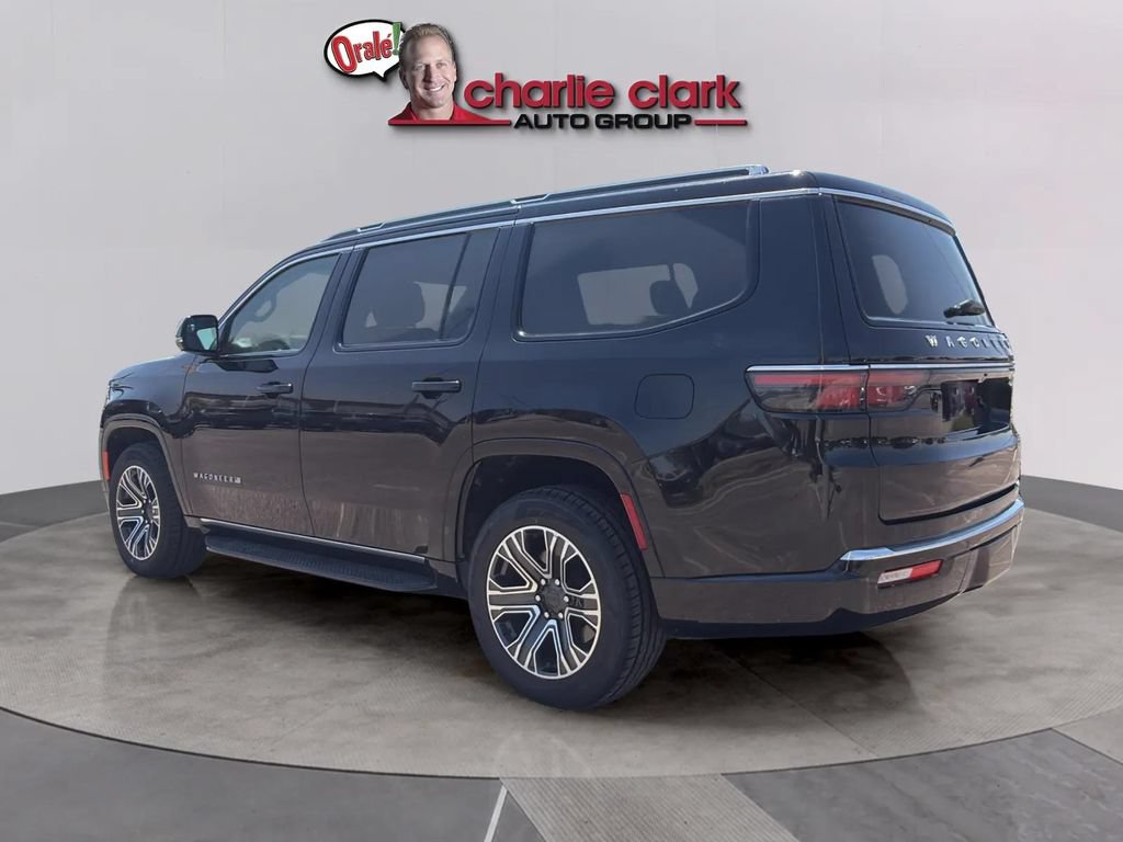 Used 2024 Jeep Wagoneer Series II AWD/4WD image 3