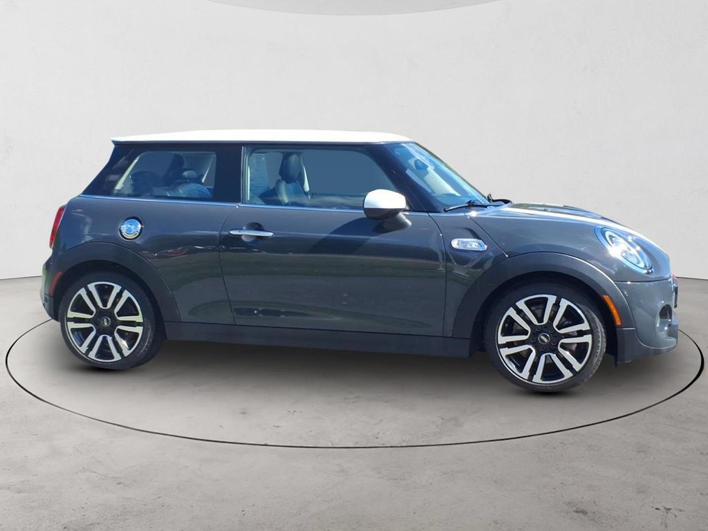Used 2021 MINI Cooper S FWD image 4