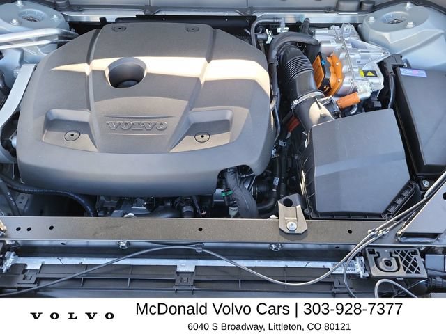 New 2026 Volvo XC60 T8 Plus w/ Protection Package Premier AWD/4WD image 21