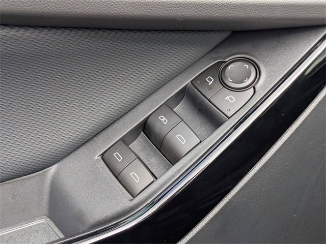 New 2026 Chevrolet Equinox LT w/ Safety and Technology Package image 9